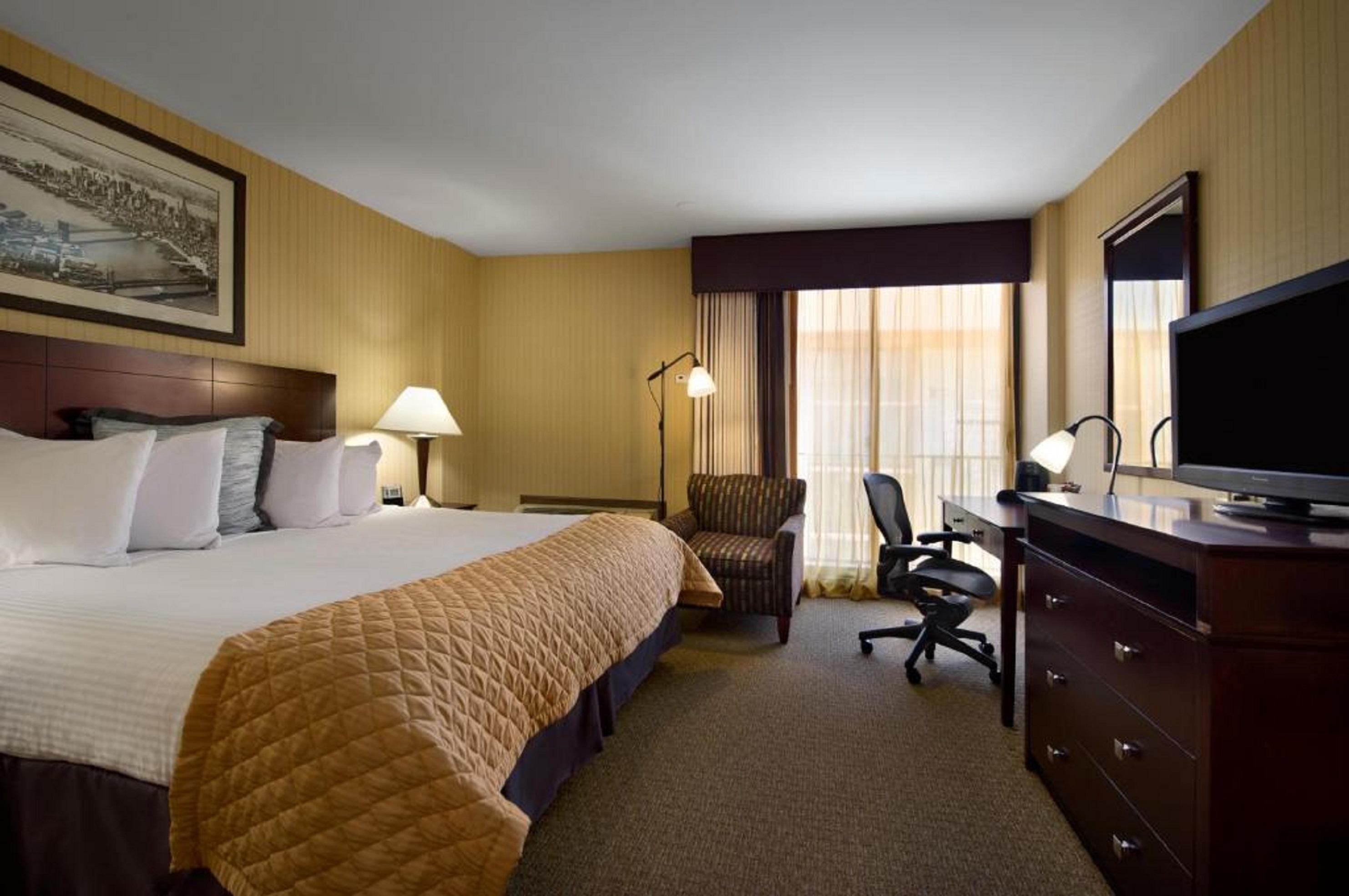 Wyndham Garden Hotel Newark Airport Номер фото