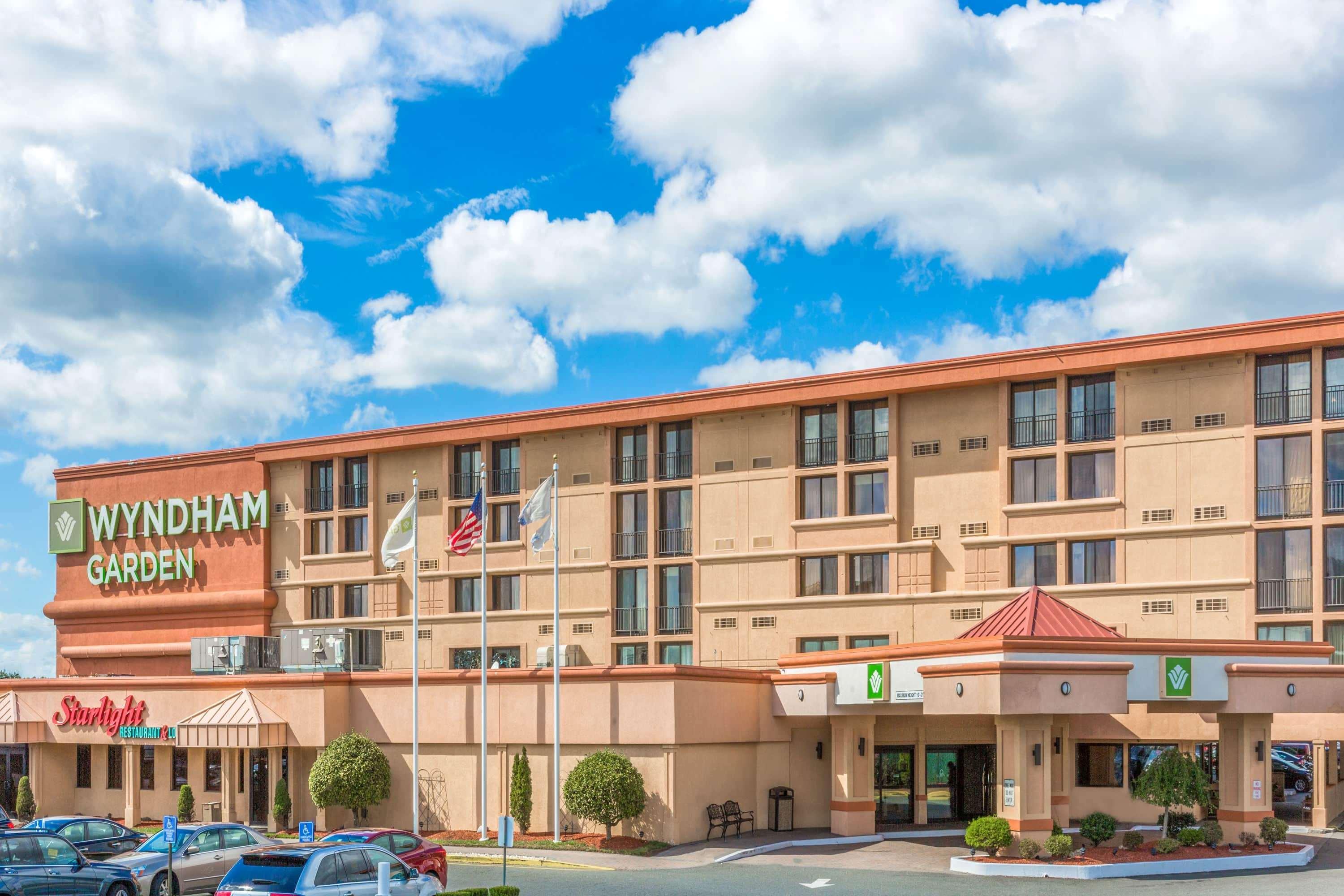 Wyndham Garden Hotel Newark Airport Экстерьер фото