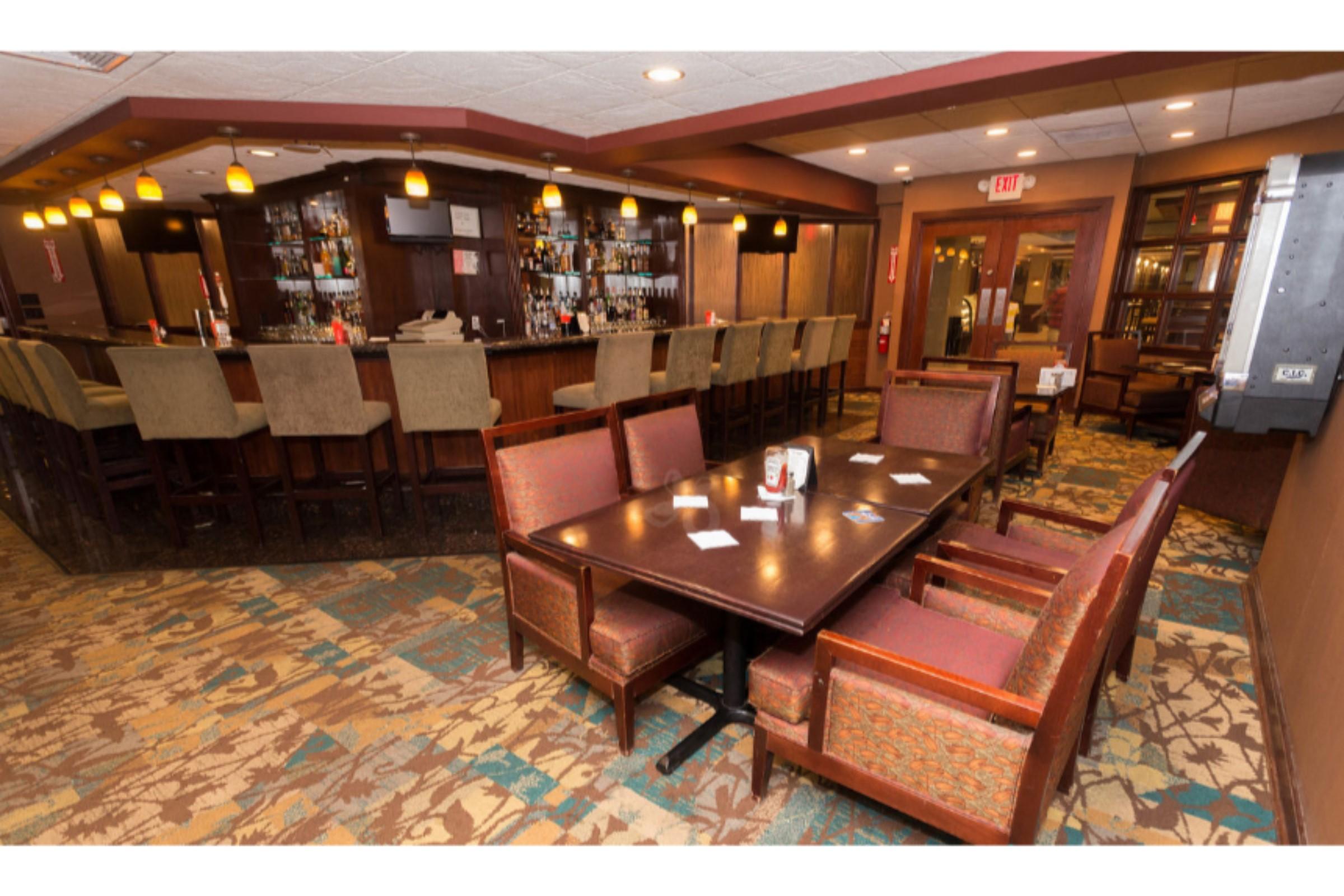 Wyndham Garden Hotel Newark Airport Экстерьер фото